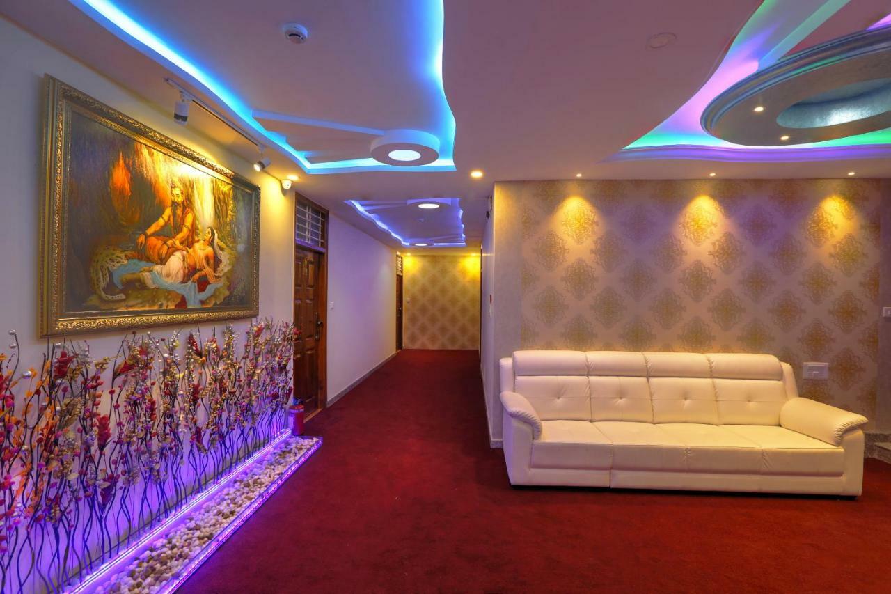 העיר בנגלור Hotel The Prince Royal מראה חיצוני תמונה